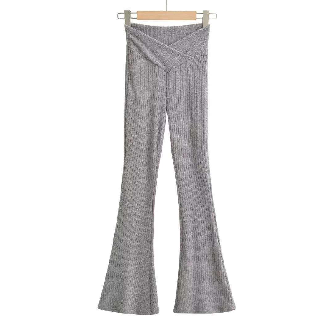 V-shaped high waisted elastic hip hugging micro flared pants